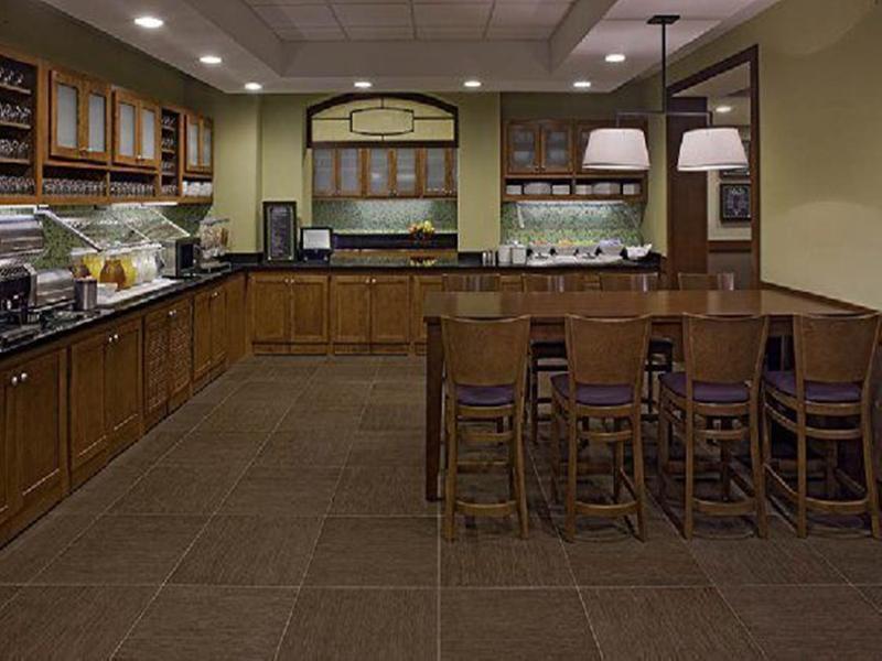 Comfort Suites Milwaukee West Restaurant foto